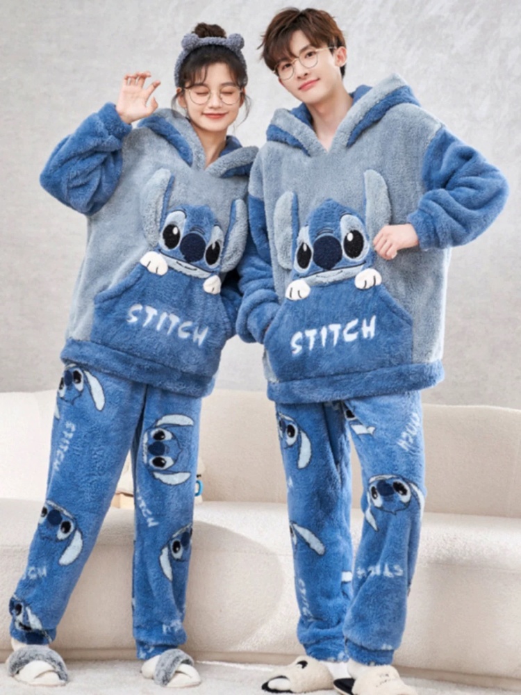 Winter Clothing In Japan - Piyama Musim Dingin Anime Stitch Kartun