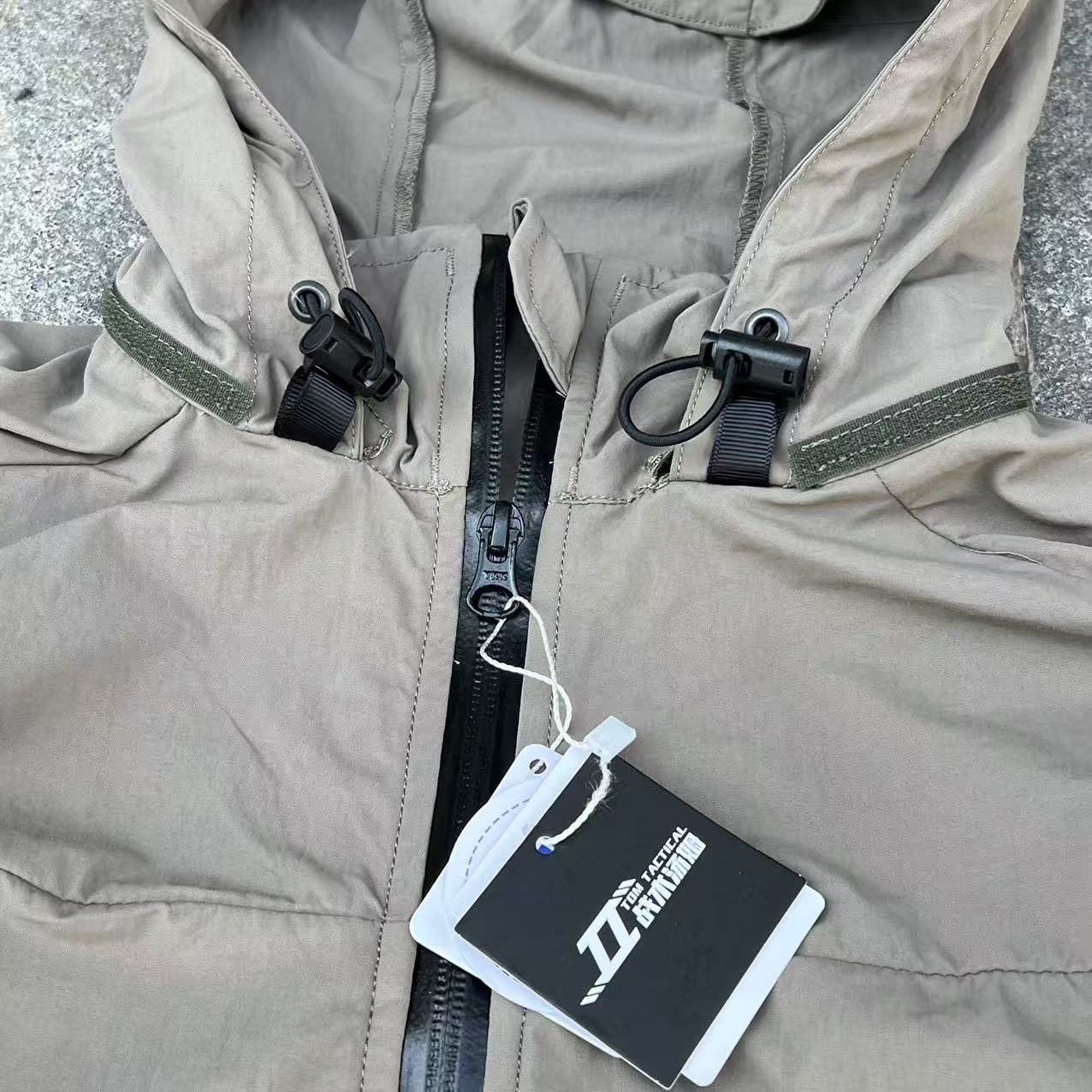 Jaket Cangkang Lunak Abu-abu T - Windproof Jacket Softshell ulasan dan harga