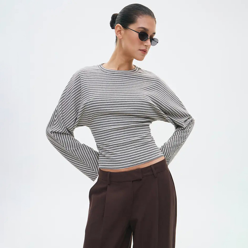 Tren pakaian wanita 2025 Kaos  - Winter Clothing Trends 2025 Women'S ulasan dan harga