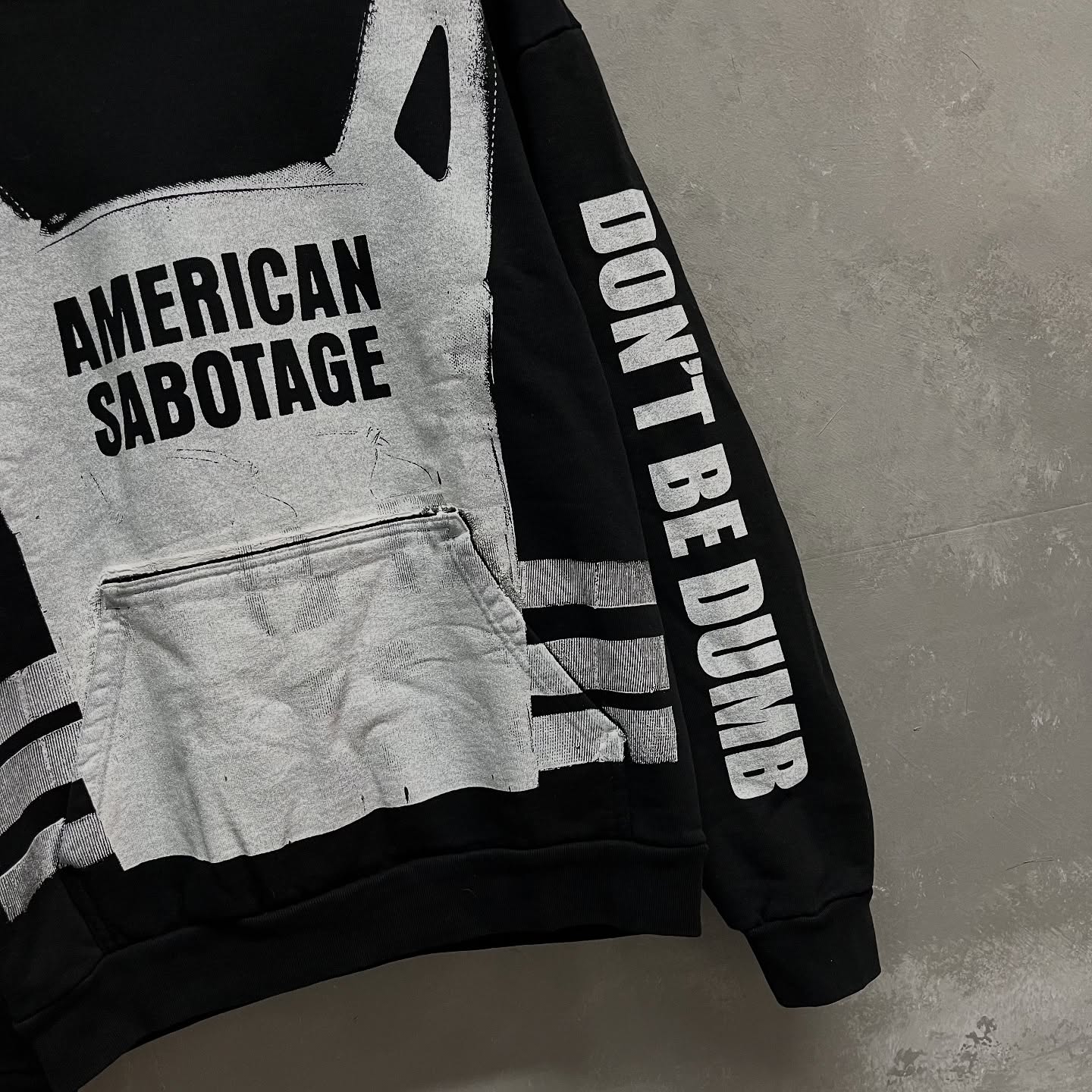 Hoodie Sabotage Grunge Parodi  - Winter Clothing Ideas For Women ulasan dan harga